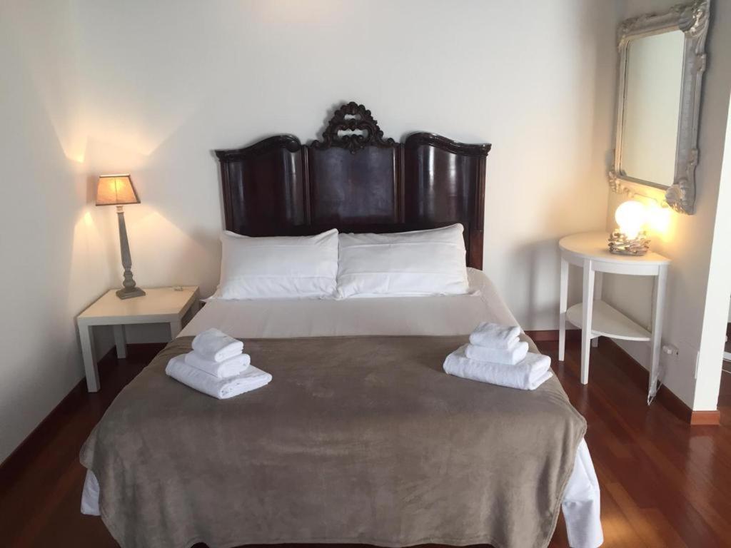 Il Giardino Segreto Bed and Breakfast Ιζέο Δωμάτιο φωτογραφία