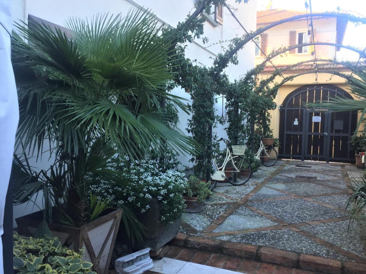 Il Giardino Segreto Bed and Breakfast Ιζέο Εξωτερικό φωτογραφία